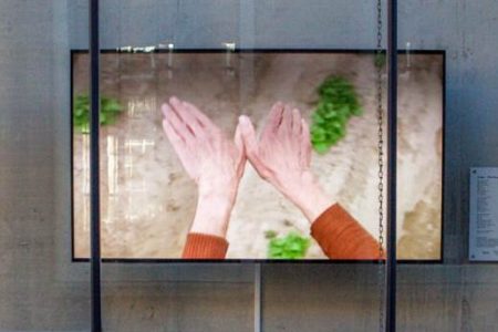 A wall poem: the deaf way