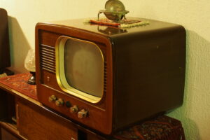Old Philips television set pic12